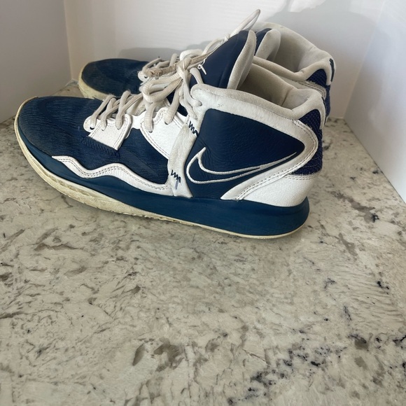 2022 Kyrie Infinity TB 'Midnight Navy' Size 8 - Picture 4 of 7